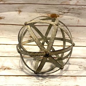 Metal circular decor